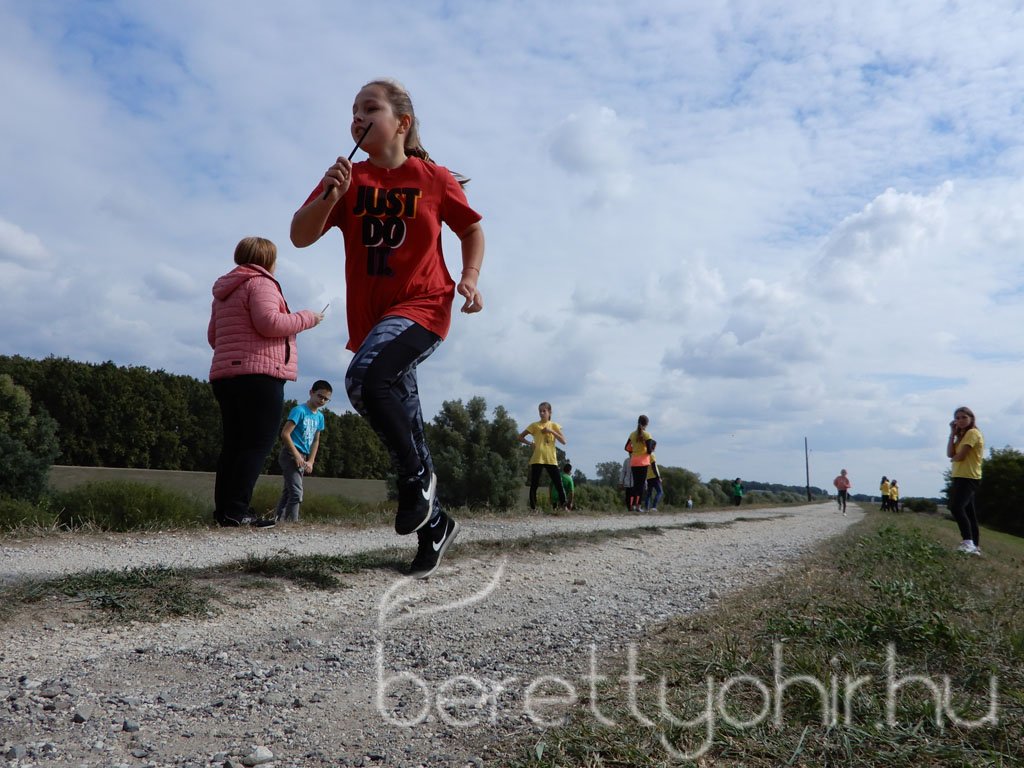 Mezei futóbajnokság Berettyóújfaluban 52